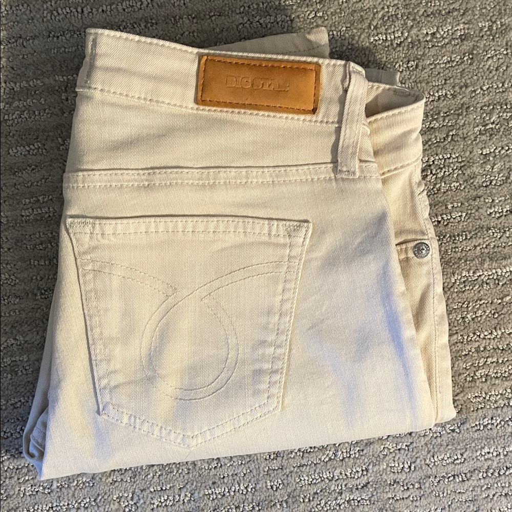 Big Star Women's Beige Skinny Jeans